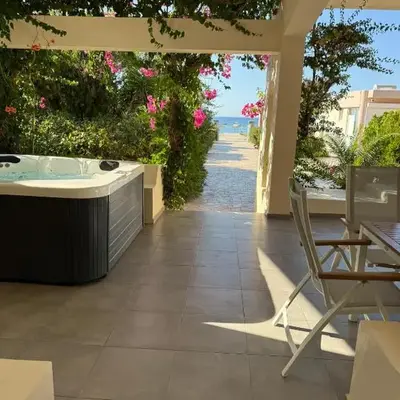 Amaryllis Beach House