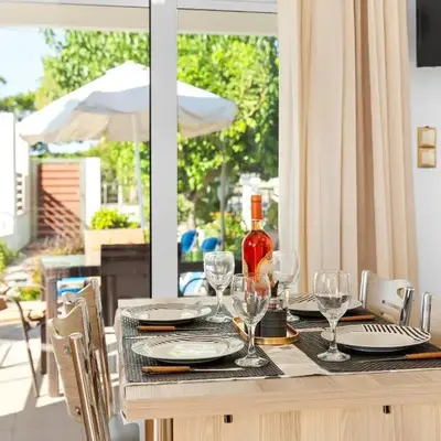 Paul’s Garden Luxury House