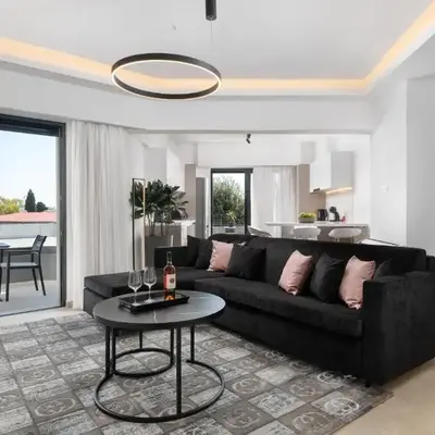 K Luxury Apartment