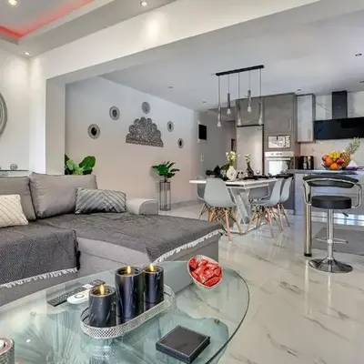 Sea & Joy House