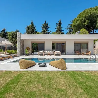 Emerald & Ruby Villas