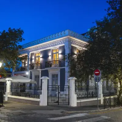 Victoria Mansion A Luxurious Neoclassical Experience