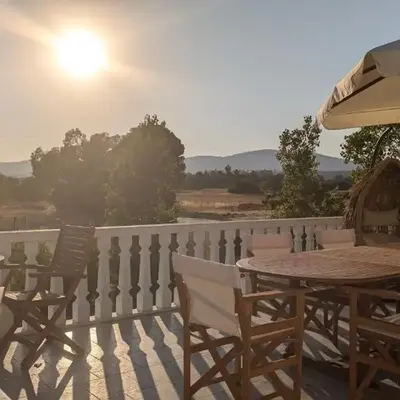 Feraklion House