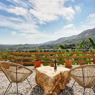 Valley View Studio Apartment Salakos