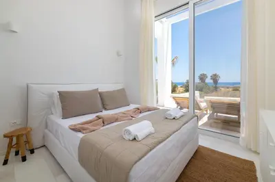 Gallery image of Sealove Villa - Luxury Pool - Up to 21 Guests in Lachania