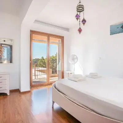 Rhodes Retreat