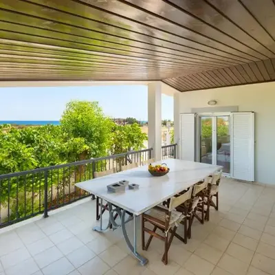 Villa Euphoria