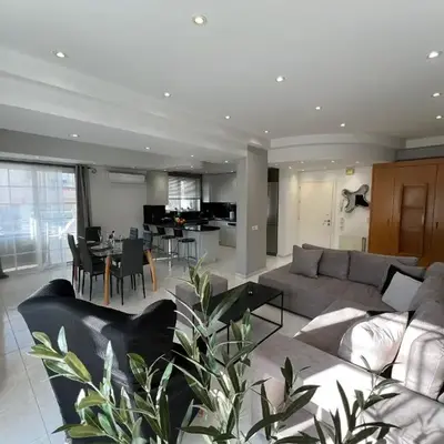 Aura Apartment