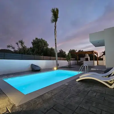 Myrteni Pool Villas