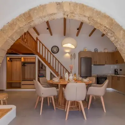 Antonis Traditional House