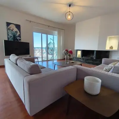 Downtown Luxury Apartment