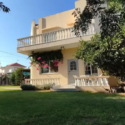 Andri's Garden House