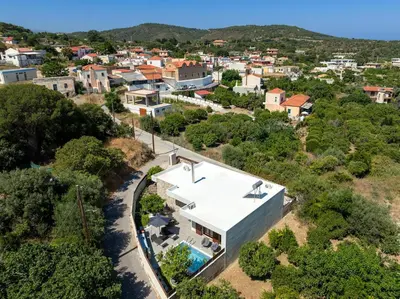 an aerial view of a house in a village at Ninalma Villa in Kalavárda