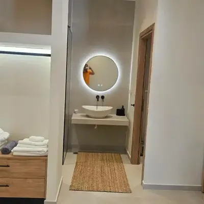 OASIS Central 007