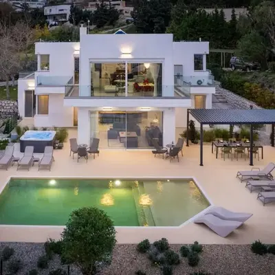 Vista by Del Sol Villa