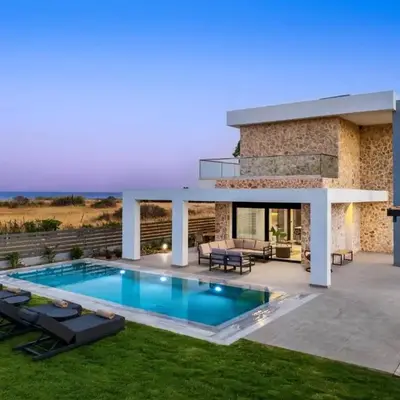 Villa Terra Magna Alba by Villa Plus