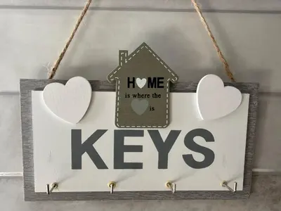 a sign that says keys with a house and hearts at Spitaki in Kremasti