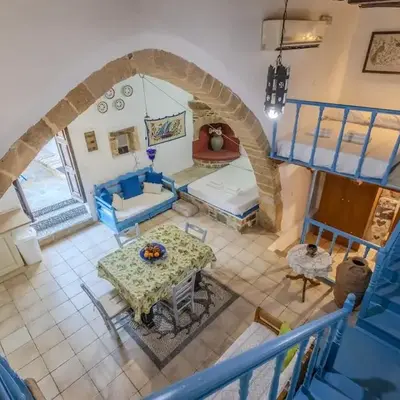 Maison Lemonia