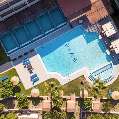 Dias Studios & Suites