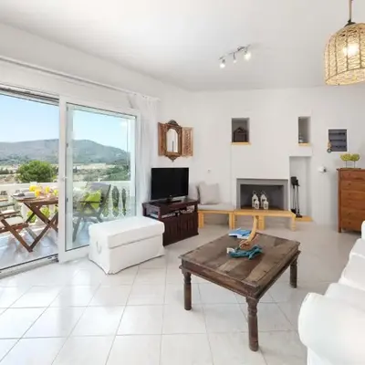 Haraki Hill & Seaview - Aelia Apartment