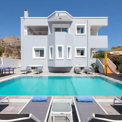 Villa Bella with Private Pool and Hot Tub