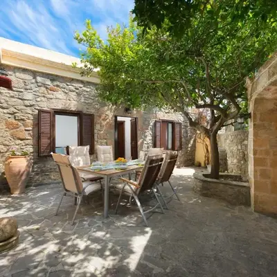 Villa Claudia in Lardos