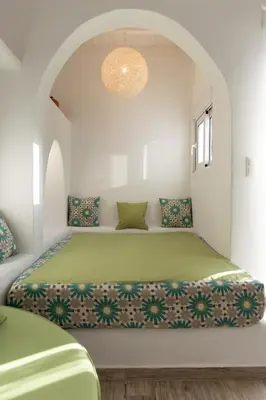 a bedroom with a bed in a room at Seva's House in Psinthos