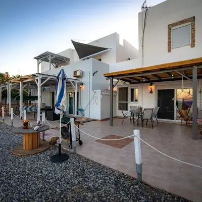 Mata's Sea House