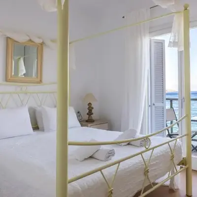 Uno Luxury Apartment with Sea view
