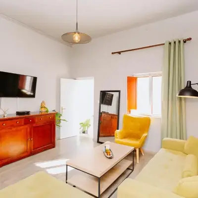 Rhodes Old town apartment manos