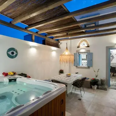 Antigone Traditional House
