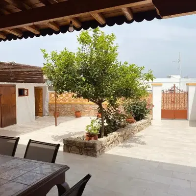 Archangelos Family House