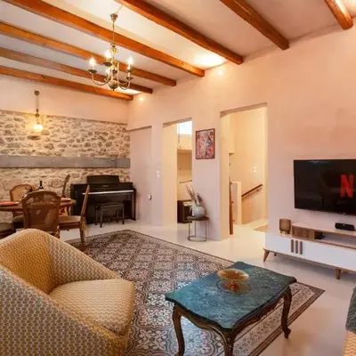 Casa Emiliana