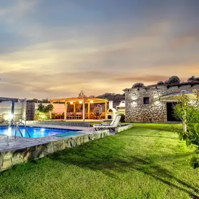 Memi Beach front Villa