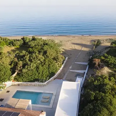 Cathrin Beachfront Villa