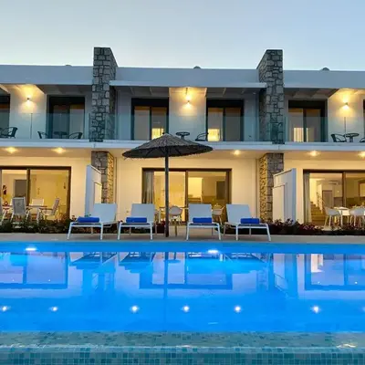 Gennadi Harmony Suites - 200 m from the sea