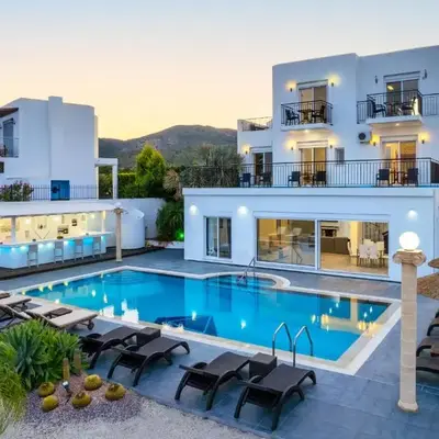 Diamond Villa