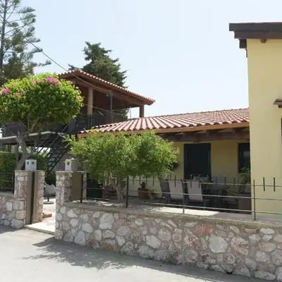 Kiparisia Villa