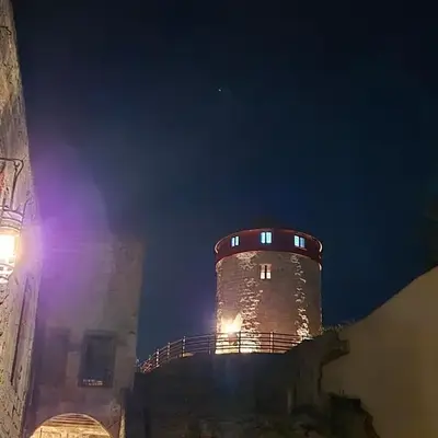 A medieval windmill tower 2bedrooms in the heart of old town with magnificent panoramic seaview and cityview