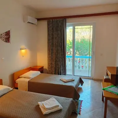 Chrysa Apartments