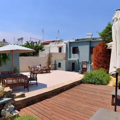 Villa Leon - House in Medieval town with spacious courtyard