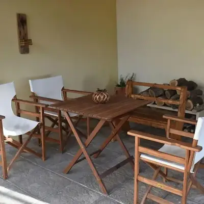 Lithos House