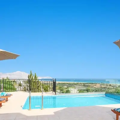 Villa Petalouda by Villa Plus