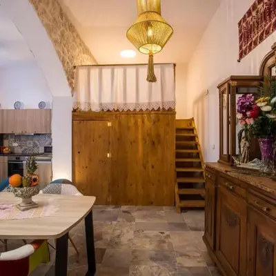 Traditional Loft Casa Di Vini
